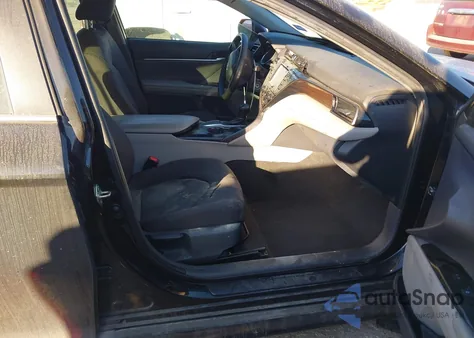 2020 Toyota Camry Le from USA, damaged, VIN 4T1C11AK8LU875853